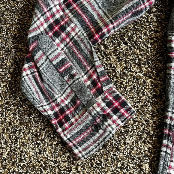 NWOT Goodfellow flannel - Picture 4 of 5